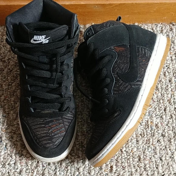 nike sb dunk high rainforest
